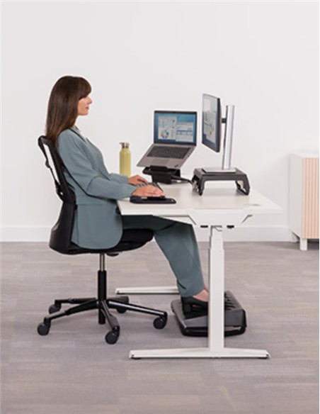 MESA REGULABLE EN ALTURA 120 x 80 cm