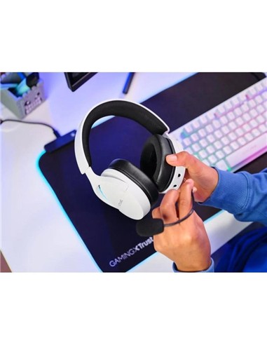 AURICULARES + MICROFONO TRUST GAMING RGB GXT 491W